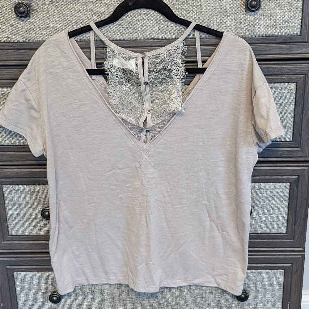 XS Mustard Seed Short Sleeve Lace Top - Picture 2 of 2